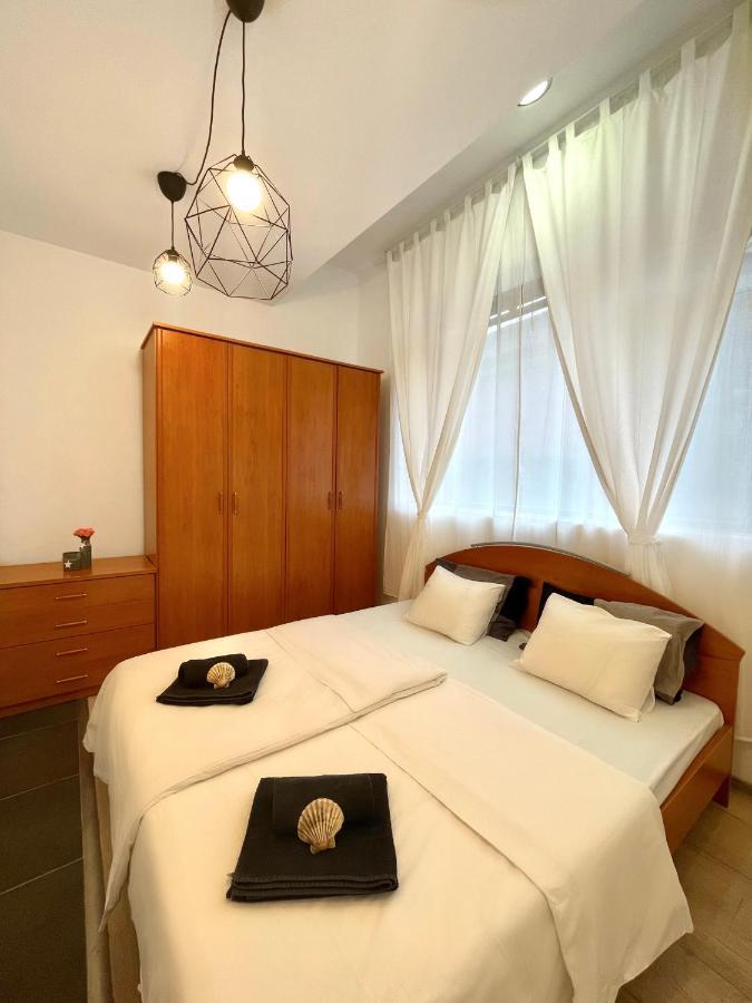 Pepino, Holiday House With A Garden Villa Vrhnika Exterior foto